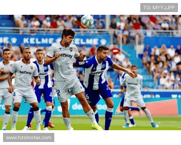 皇家社会战平皇家奥维耶多 比尼亚斯破门拜利扳平